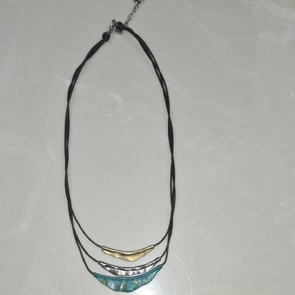 Elegant Multi-Tone Necklace